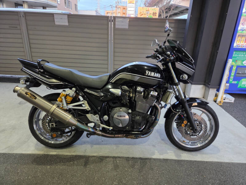 Yamaha XJR1300