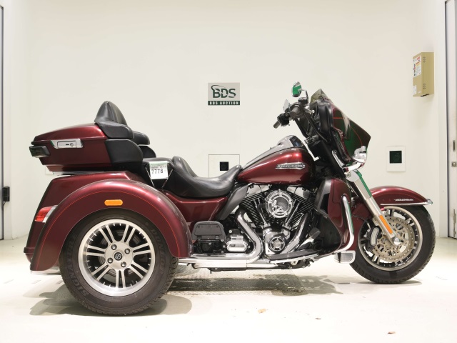 HD ELECTRA GLIDE FLHTCU1690 TRIKE