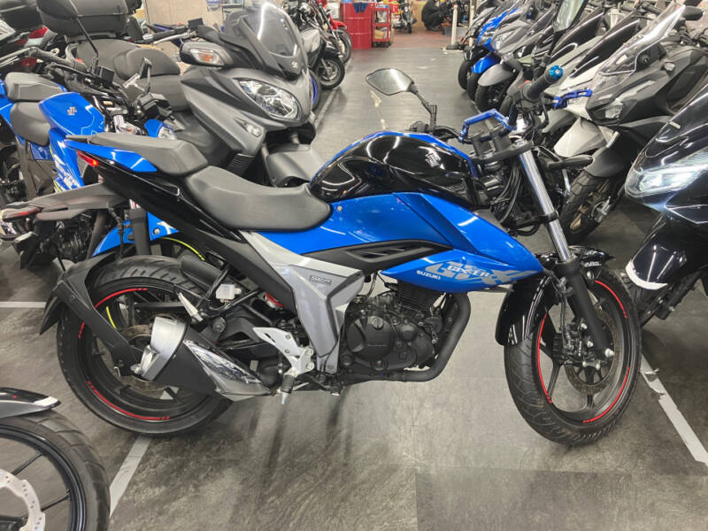 Suzuki GIXXER150
