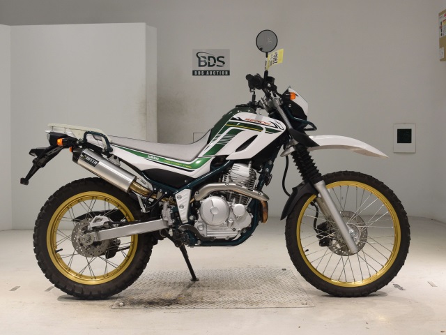 Yamaha SEROW XT250