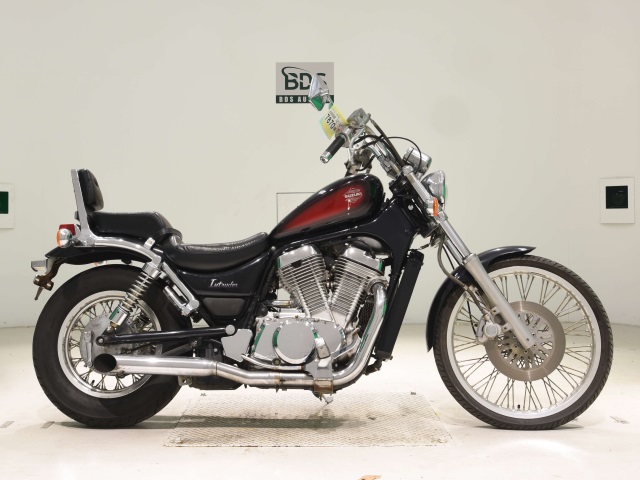 Suzuki INTRUDER 400