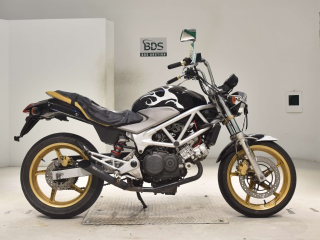 Honda VTR250