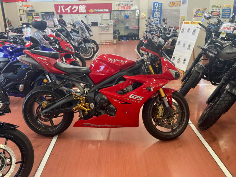 Triumph DAYTONA 675