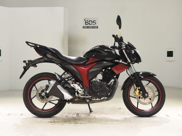 Suzuki GIXXER150