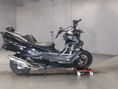 Suzuki SKYWAVE 250