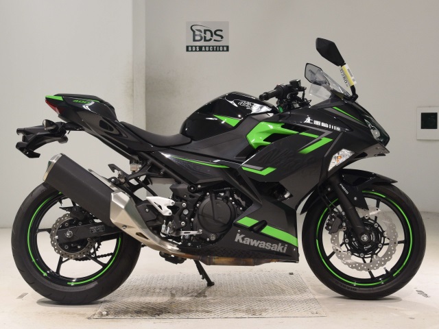 Kawasaki NINJA400