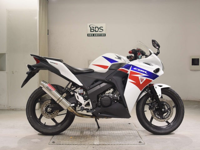 Honda CBR125R