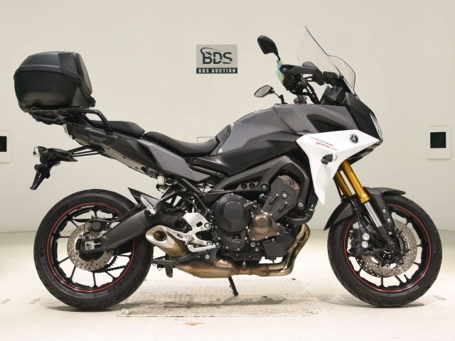 Yamaha MT-09 TRACER