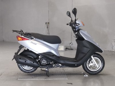 Yamaha AXIS TREAT