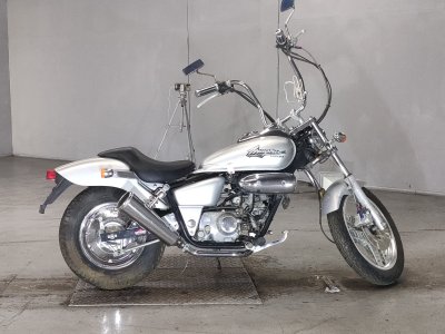 Honda MAGNA50