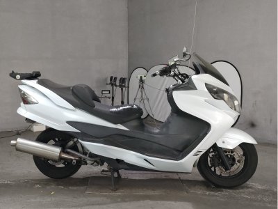 Suzuki SKYWAVE 250