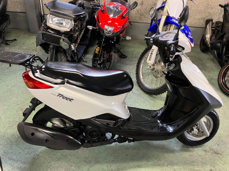 Yamaha AXIS TREAT