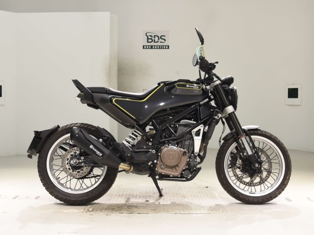 Husqvarna SVARTPILEN 401