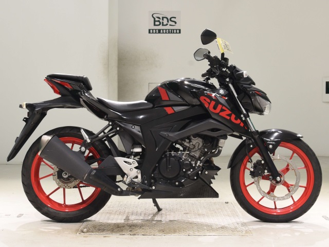 Suzuki GSX-S125