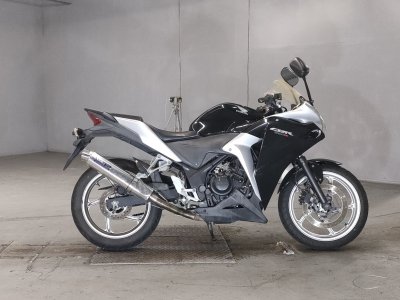 Honda CBR250R