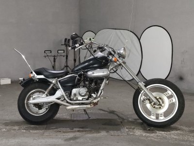 Honda MAGNA50