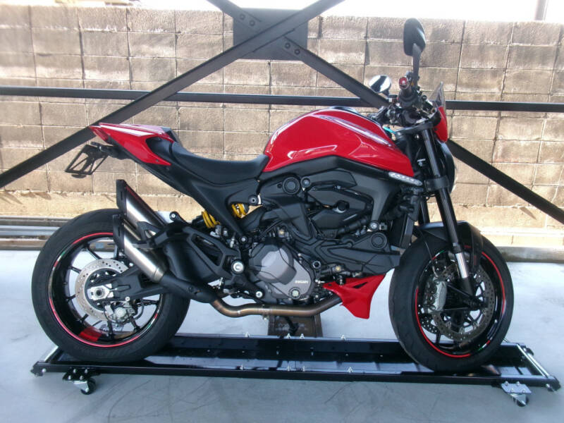 Ducati MONSTER 937
