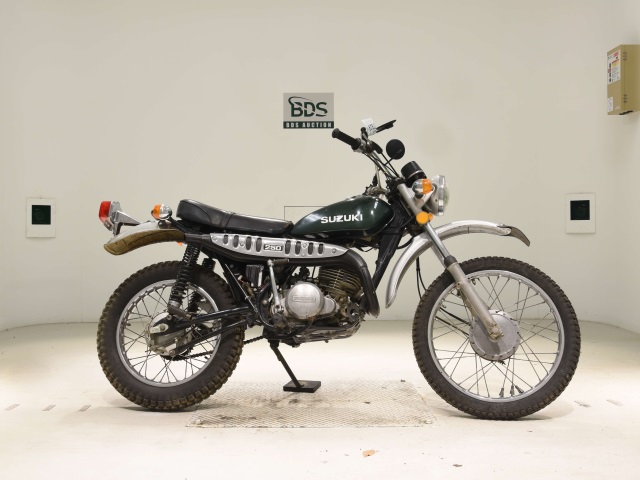 Suzuki TS250