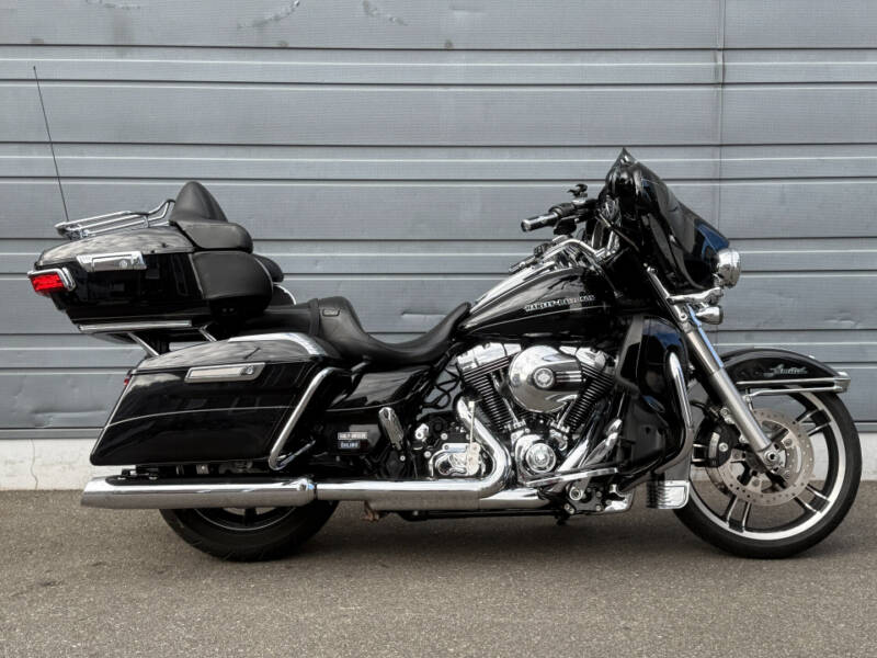 HD ELECTRA GLIDE FLHTCU1690