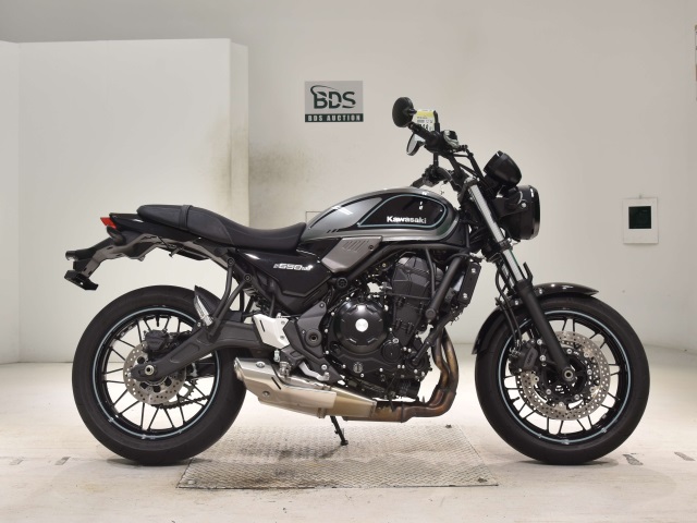 Kawasaki Z650RS