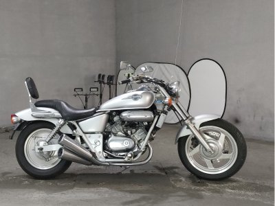 Honda MAGNA250