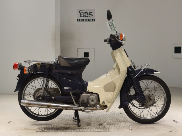 Honda C90