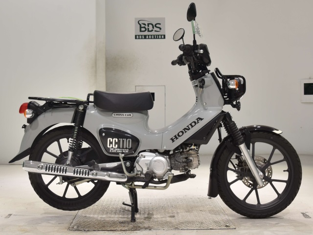 Honda CROSS CUB 110-3