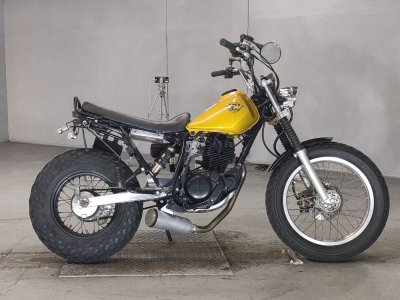 Yamaha TW200