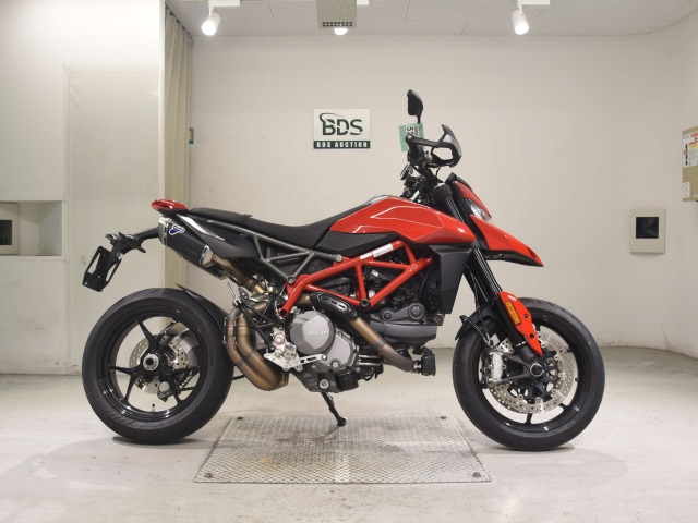 Ducati HYPERMOTARD 950