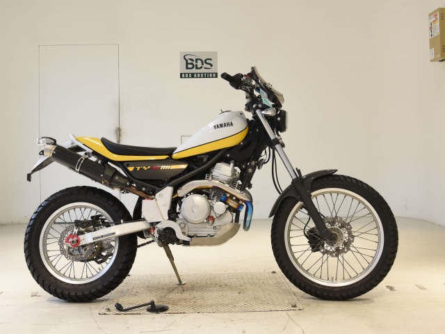 Yamaha TRICKER