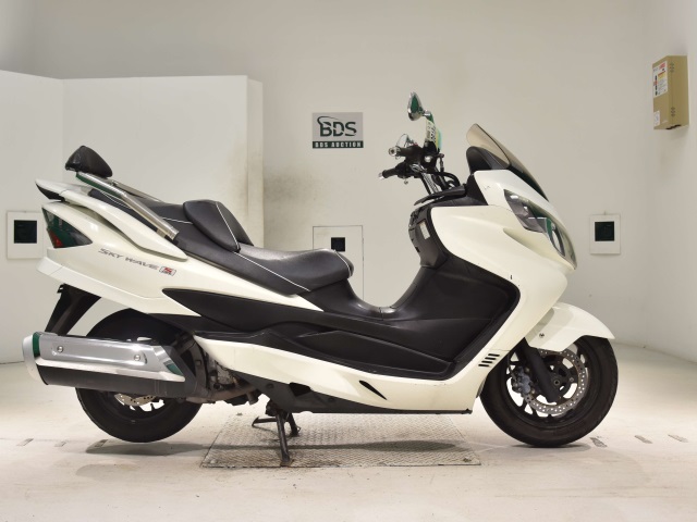 Suzuki SKYWAVE 250S