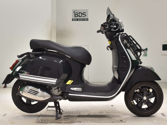 Vespa GTS300 SUPER