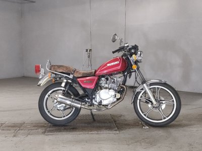 Suzuki GN125H