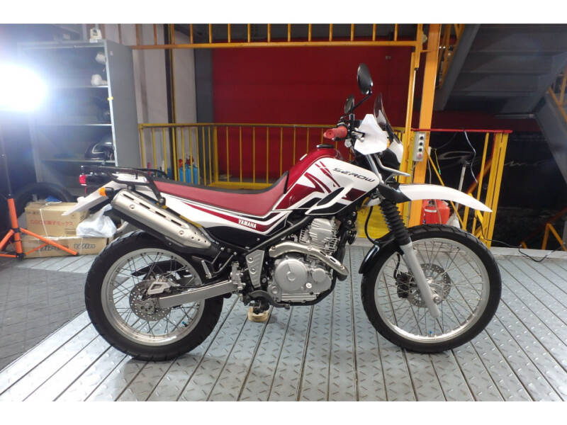 Yamaha SEROW XT250
