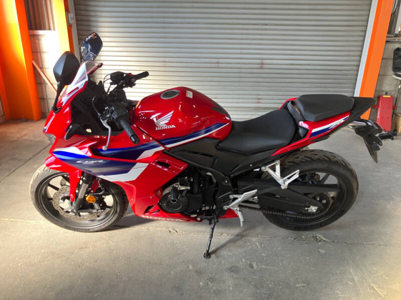 Honda CBR400R