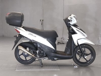 Suzuki ADDRESS V110