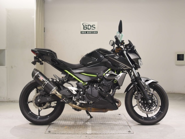 Kawasaki Z400