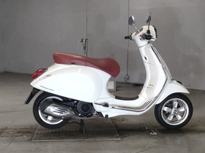 Vespa PRIMAVERA 125