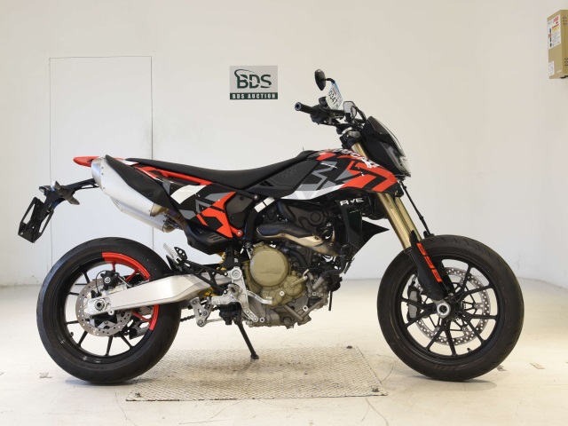 Ducati HYPERMOTARD698