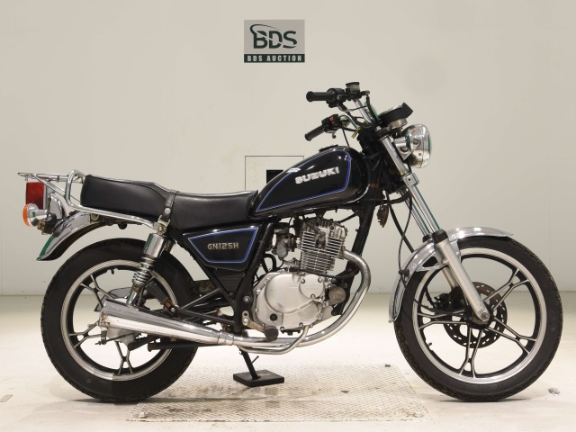 Suzuki GN125