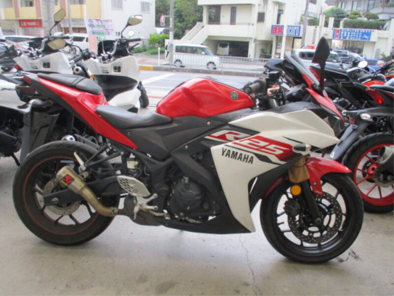 Yamaha YZF-R25A