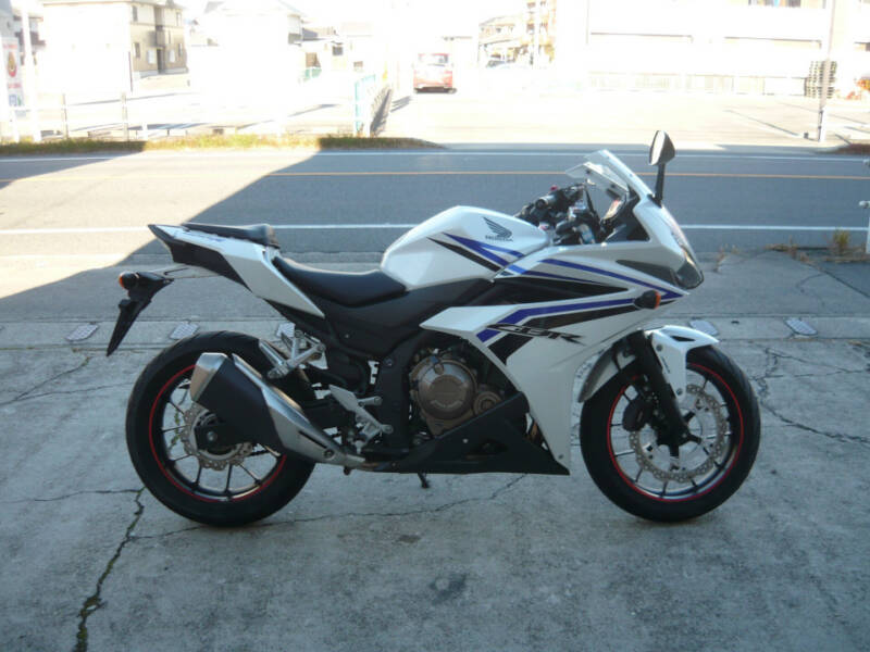 Honda CBR400RA