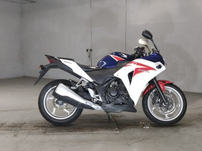 Honda CBR250R