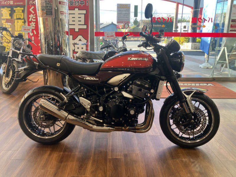 Kawasaki Z900RS