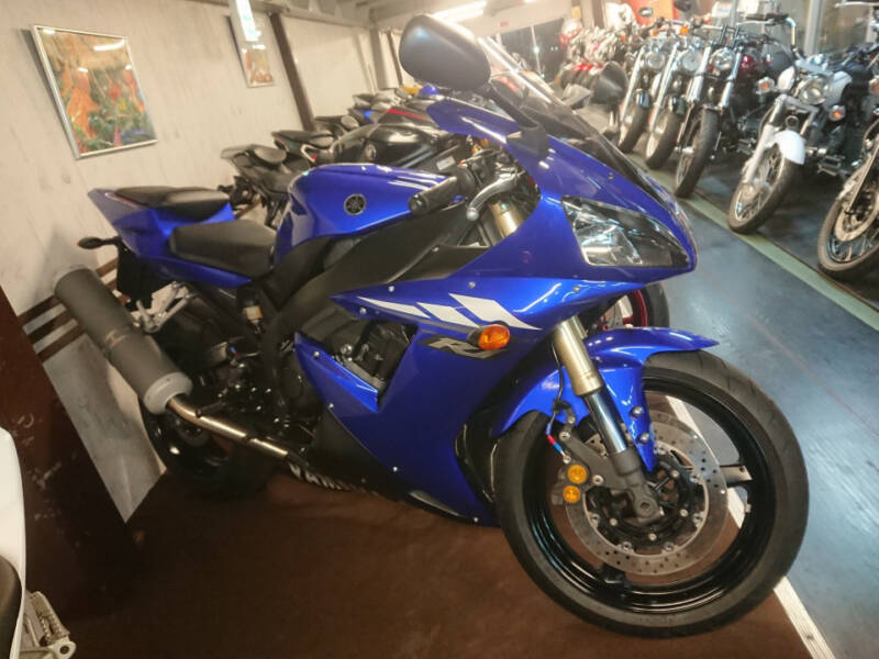 Yamaha YZF-R1