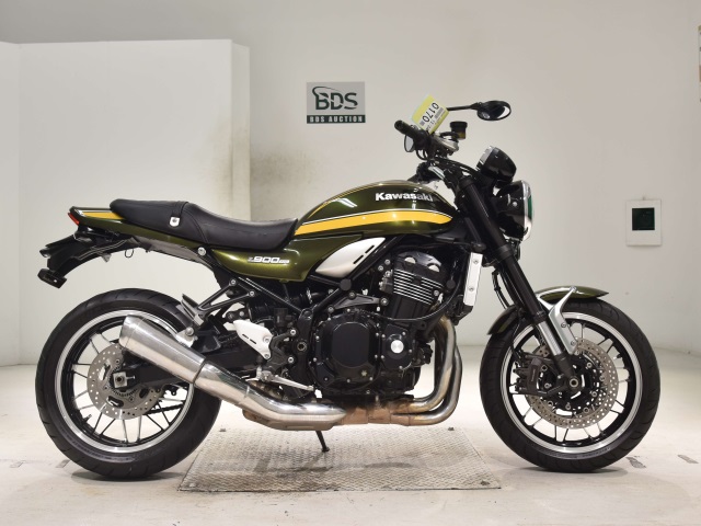 Kawasaki Z900RS