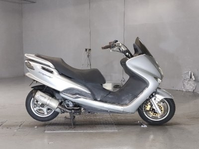 Yamaha MAJESTY 125