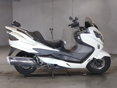 Suzuki SKYWAVE 250S