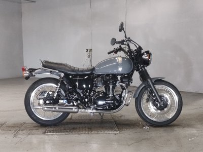 Kawasaki W800