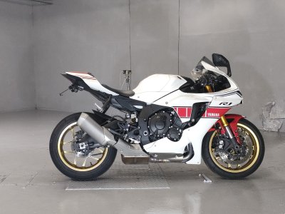 Yamaha YZF-R1